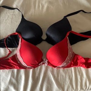 Victoria’s Secret “Fabulous” Push Up Bras